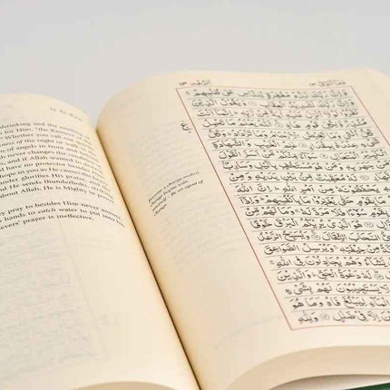 The Majestic Quran (Indo-Pak Script) Large- Hardback