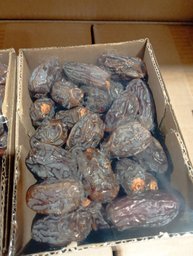Palestinian Medjool Dates Delight Luxury- 908g- Kefiyyah Cover Pack
