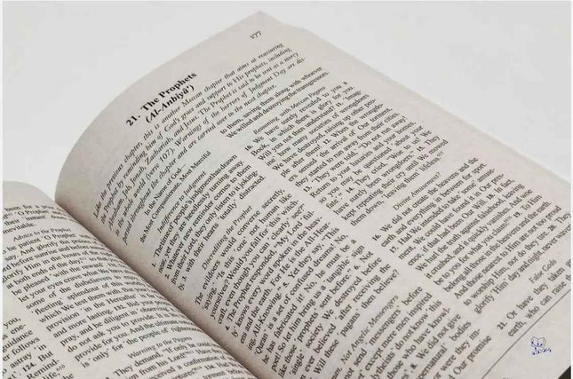 The Clear Quran English Translation (Pocket Size 9x14cm)- Paperback